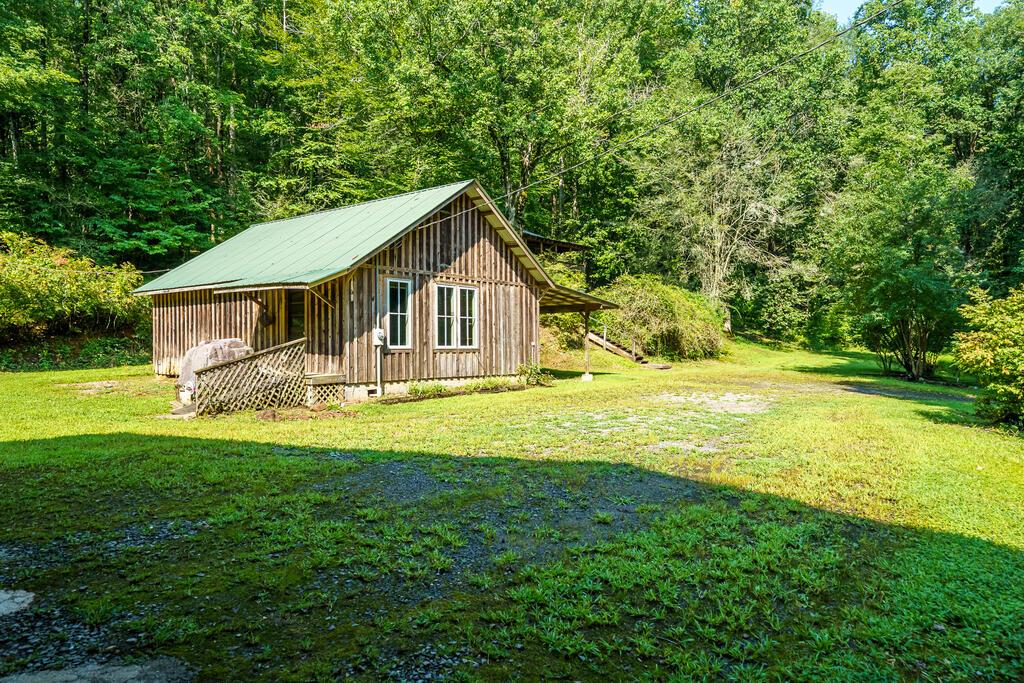 61 Wilderness Road Ellijay, GA 30540 - Photo 16 of 67 Gallery Image 16