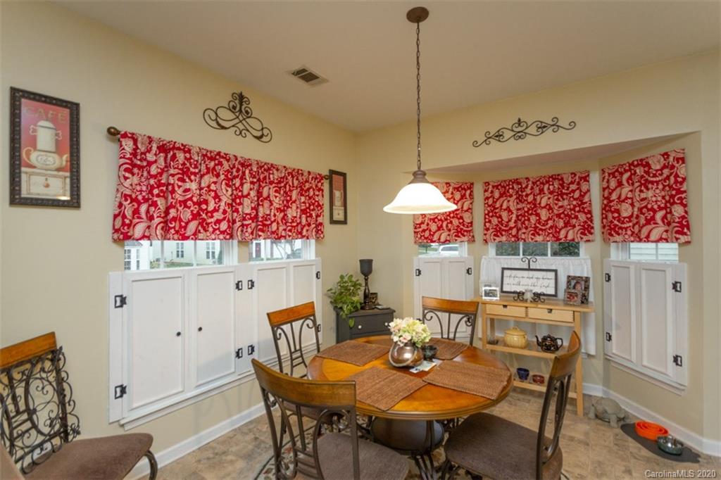 7941 Mariners Pointe Circle Denver, NC 28037 - Photo 6 of 22