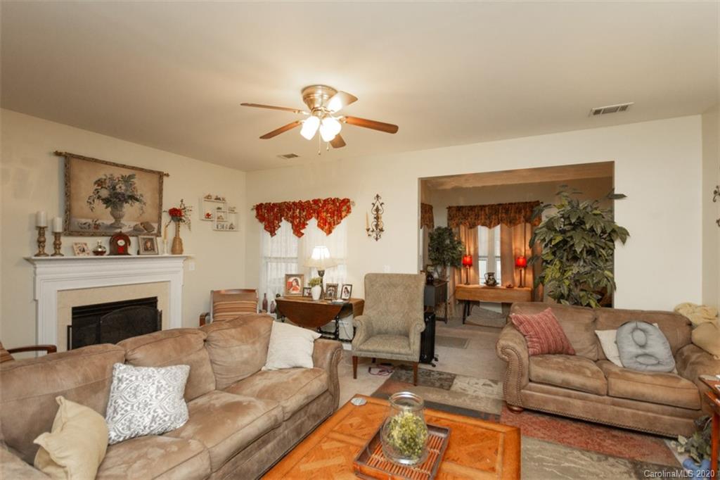 7941 Mariners Pointe Circle Denver, NC 28037 - Photo 8 of 22