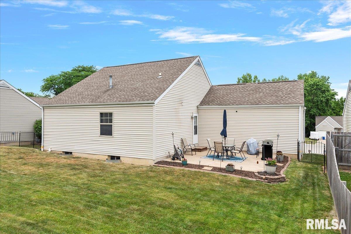 1528 Maureen Court Springfield, IL 62702 - Photo 36 of 38