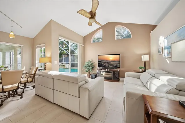 $579,999 | 2664 Oleander Court, Palm Harbor, FL 34684