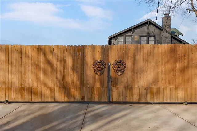 $1,500,000 | 6540 James A Reed Road, Kansas City, MO 64133