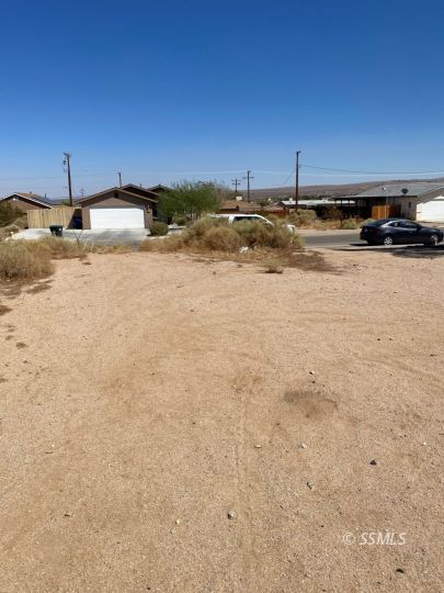 South Yorktown Street Ridgecrest, CA 93555 - Photo 4 of 6