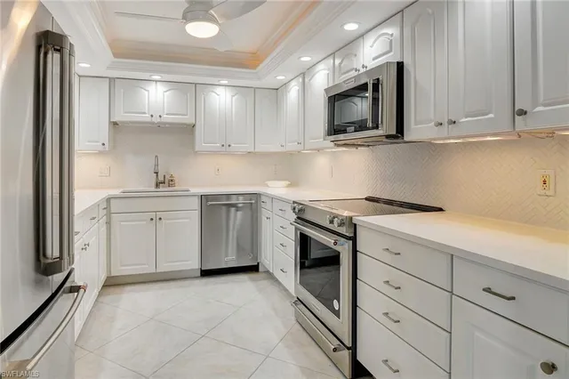 $7,000 | 2880 Gulf Shore Boulevard North, Unit 410, Naples, FL 34103