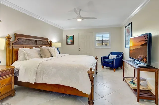 $7,000 | 2880 Gulf Shore Boulevard North, Unit 410, Naples, FL 34103