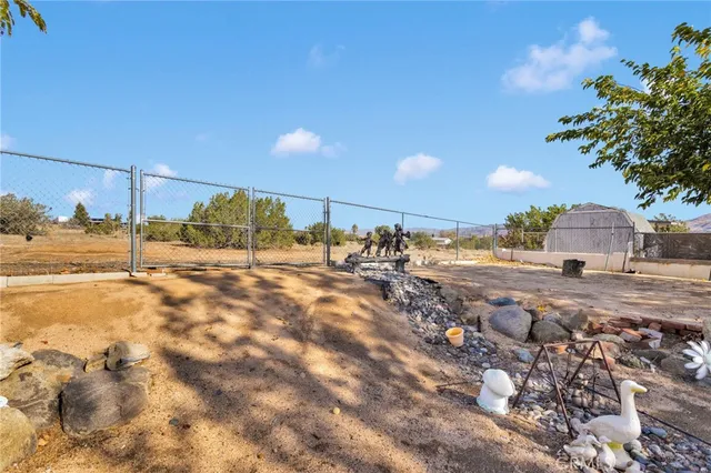 $550,000 | 18596 Fairburn Street, Hesperia, CA 92345