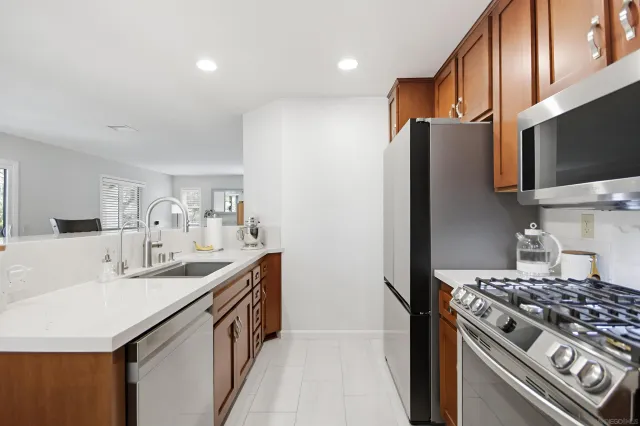 $749,999 | 5822 Mission Center Road, Unit A, San Diego, CA 92108