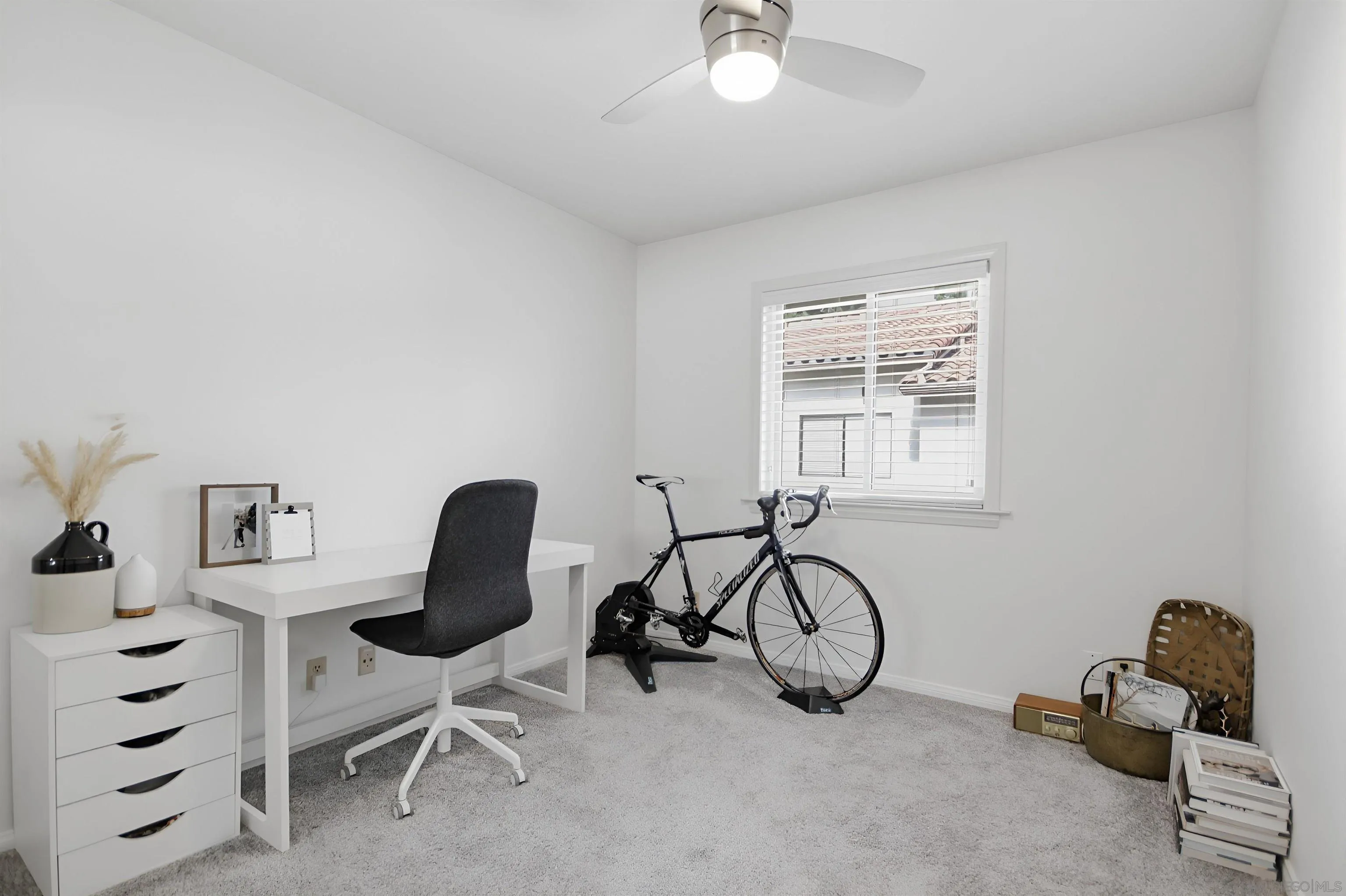 5822 Mission Center Road, Unit A San Diego, CA 92108 - Photo 21 of 35 a view of a room with gym equipment