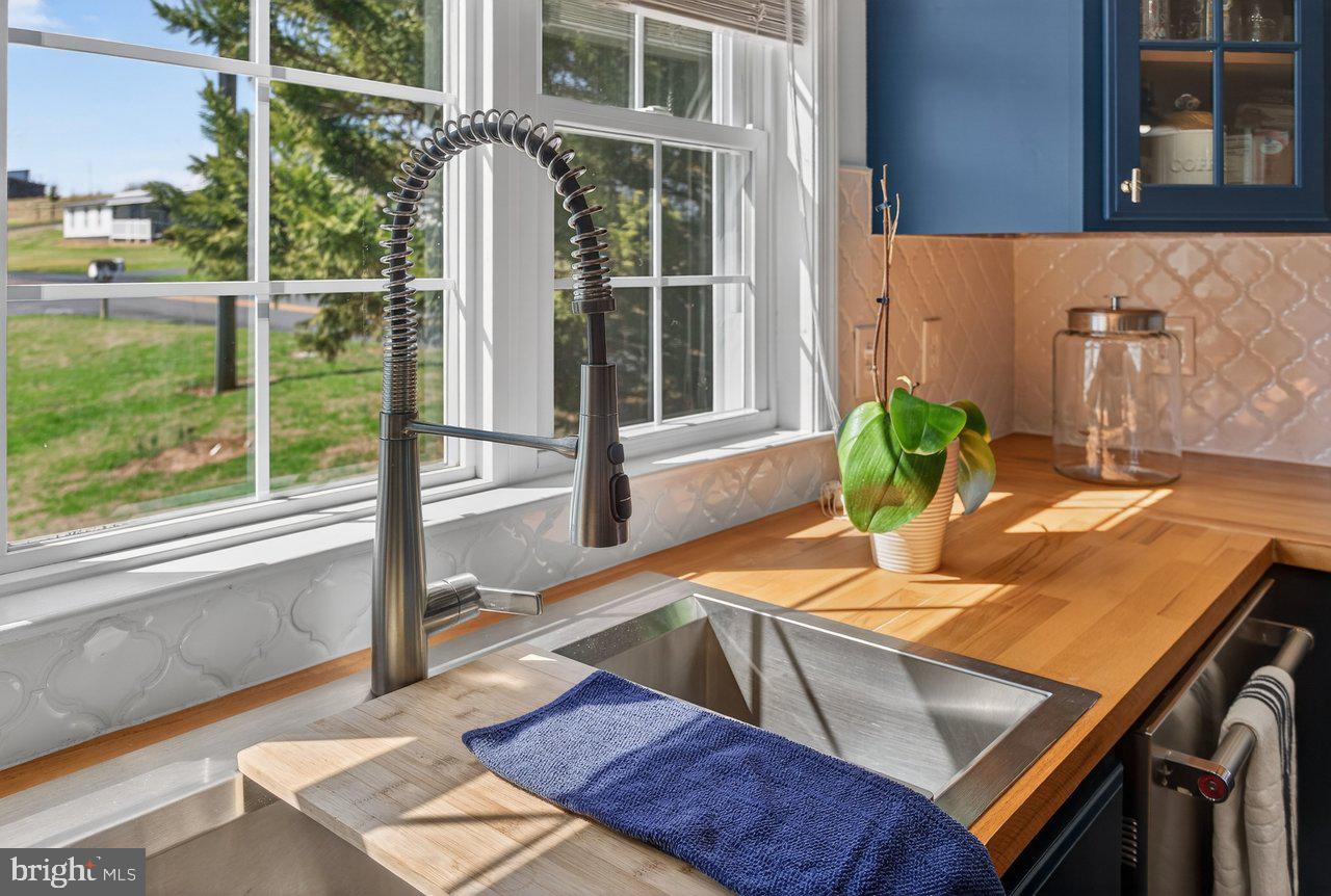 798 Turkey Knob Road Quicksburg, VA 22847 - Photo 14 of 82