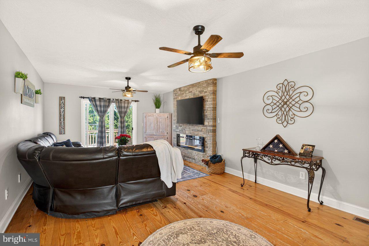 798 Turkey Knob Road Quicksburg, VA 22847 - Photo 23 of 82