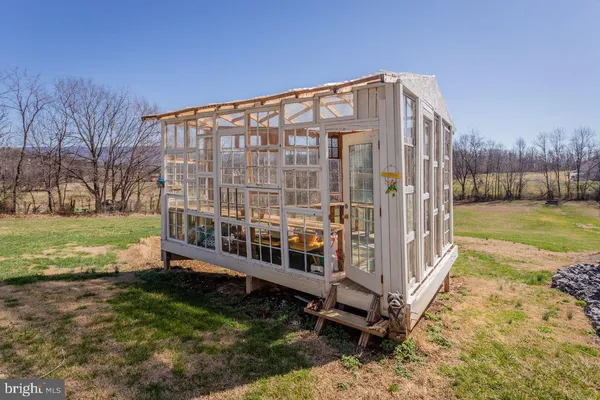 $540,000 | 798 Turkey Knob Road, Quicksburg, VA 22847