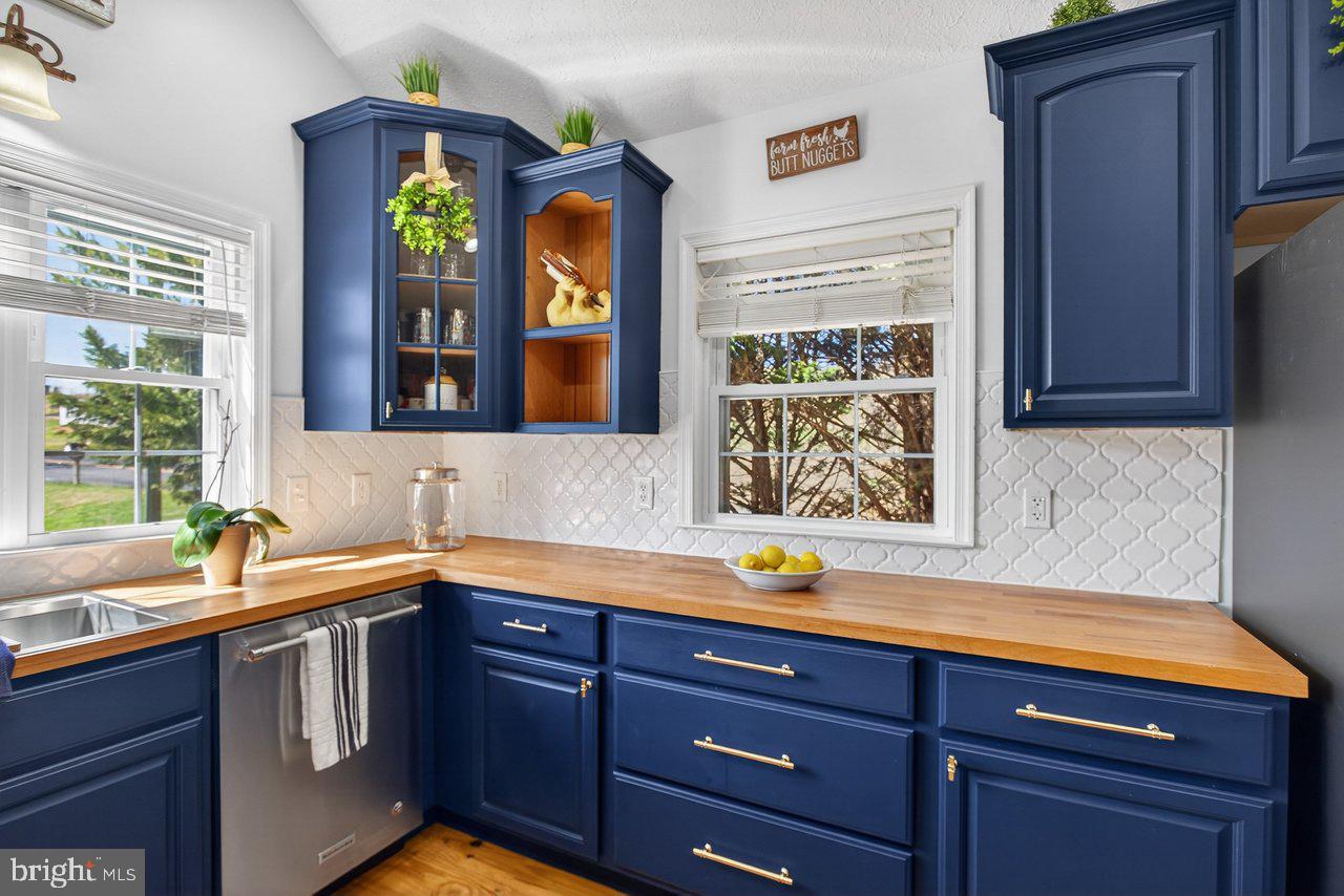 798 Turkey Knob Road Quicksburg, VA 22847 - Photo 8 of 82