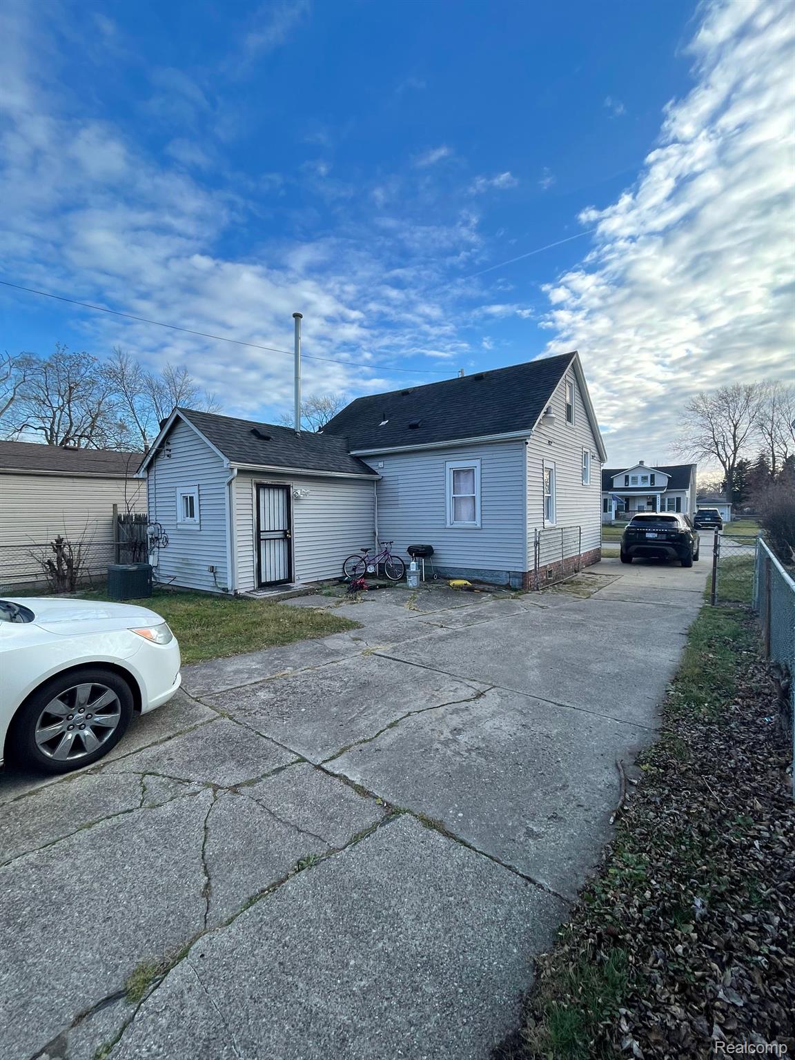 8467 Chapp Avenue Warren, MI 48089 - Photo 14 of 15 Gallery Image 14