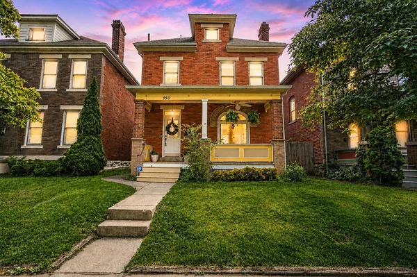 $549,000 | 950 Mt Pleasant Avenue, Columbus, OH 43201