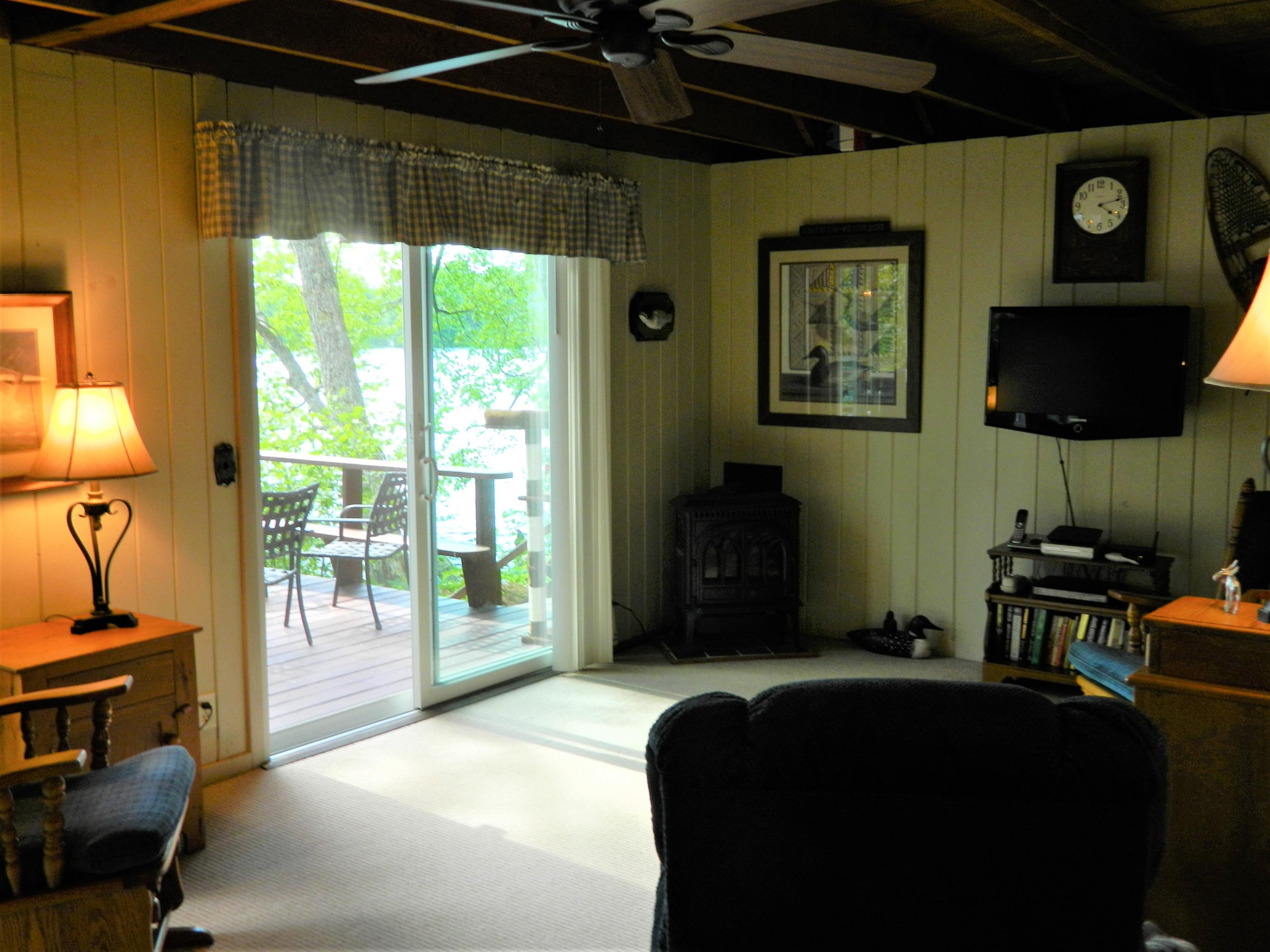 22 Baum Beach Road Hope, ME 04847 - Photo 10 of 29 Living Room (2)