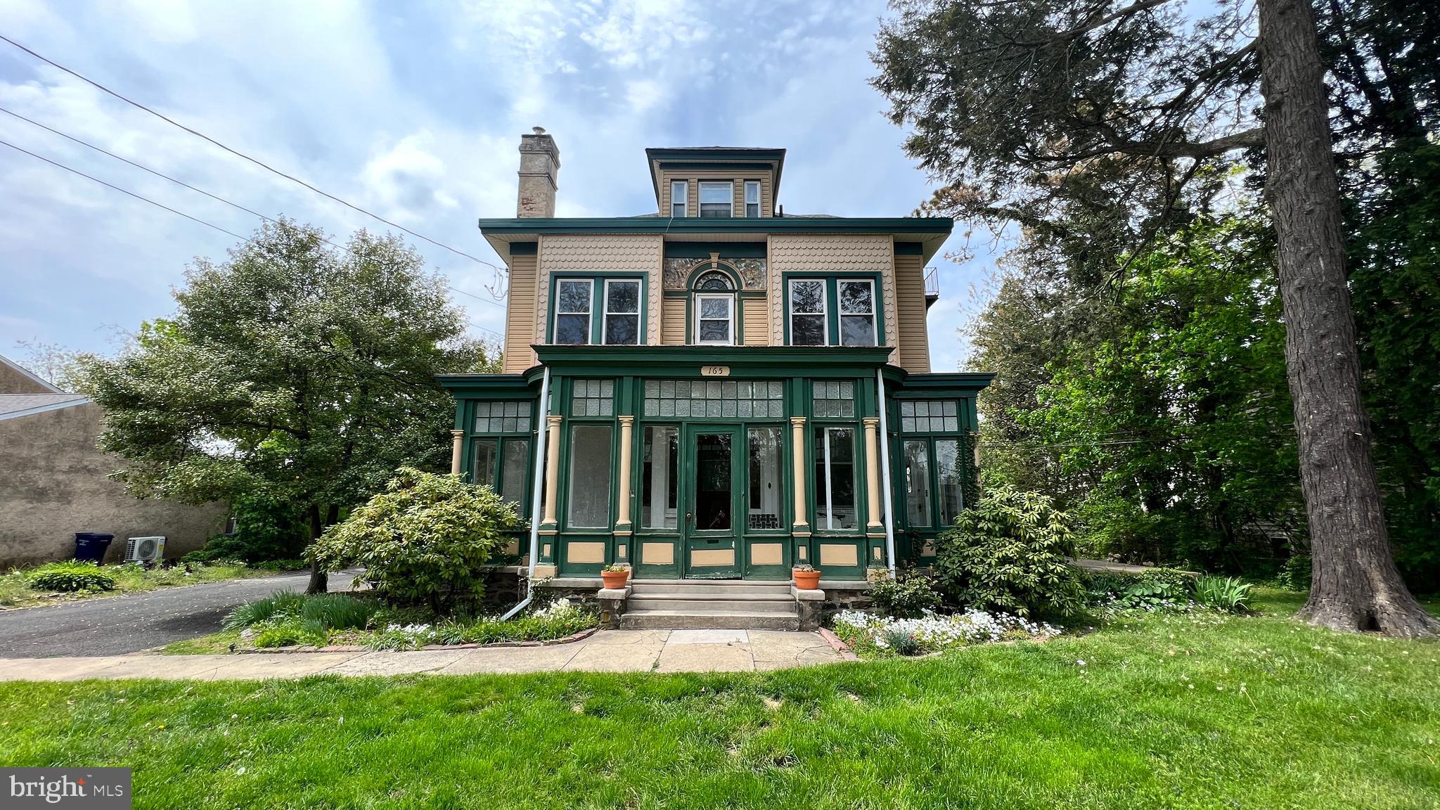 front view of house with a yard