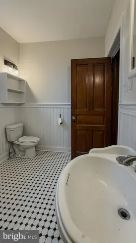 $2,200 | 165 East Mt Pleasant Avenue, Ambler, PA 19002