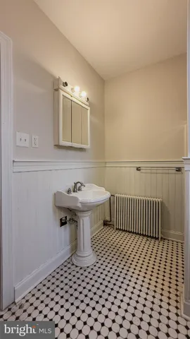 $2,200 | 165 East Mt Pleasant Avenue, Ambler, PA 19002