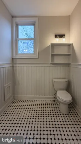 $2,200 | 165 East Mt Pleasant Avenue, Ambler, PA 19002