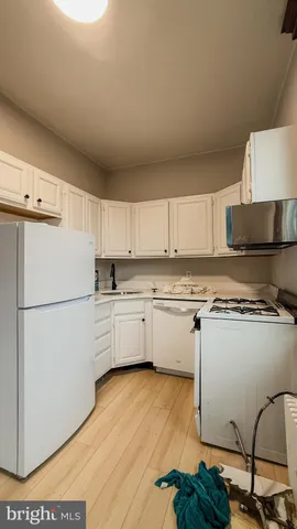 $2,200 | 165 East Mt Pleasant Avenue, Ambler, PA 19002