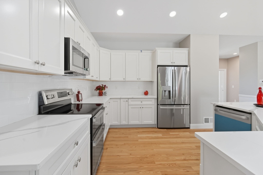 31 High Blf Road Belchertown, MA 01007 - Photo 12 of 36