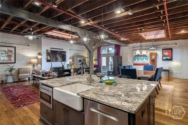 $570,000 | 585 White Circle, Unit 402, Athens, GA 30605