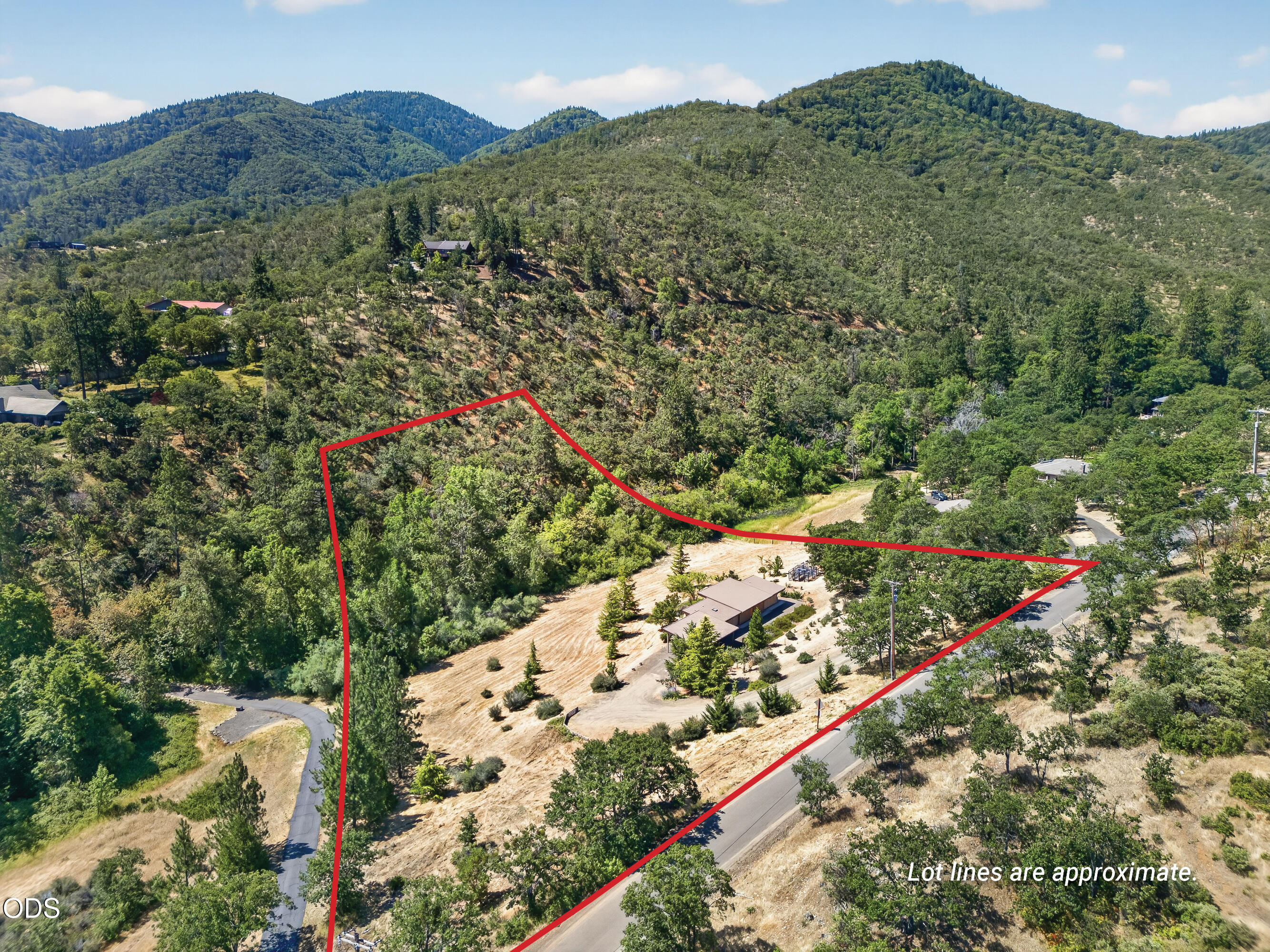 1921 Ashland Mine Road Ashland, OR 97520 - Photo 2 of 32