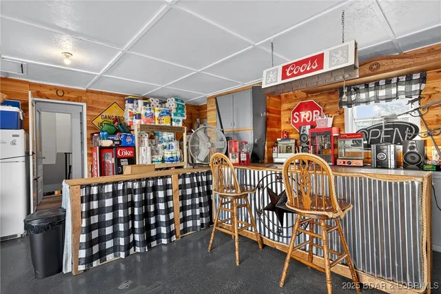 $299,500 | 837 Woodlawn Drive, Warsaw, MO 65355