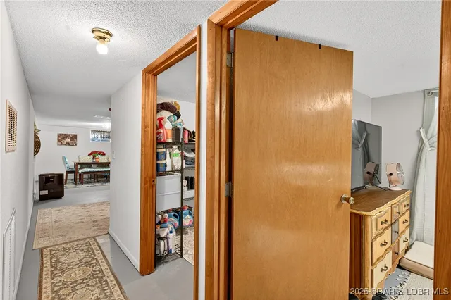 $299,500 | 837 Woodlawn Drive, Warsaw, MO 65355