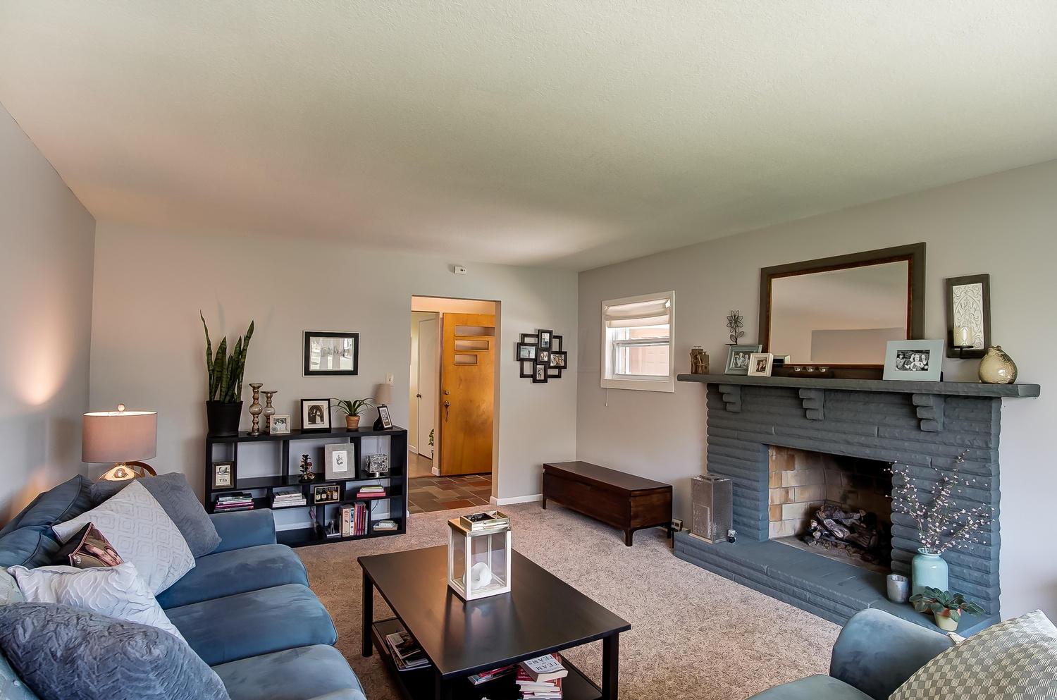 246 Jefferson Road Newark, OH 43055 - Photo 7 of 33 Gallery Image 7