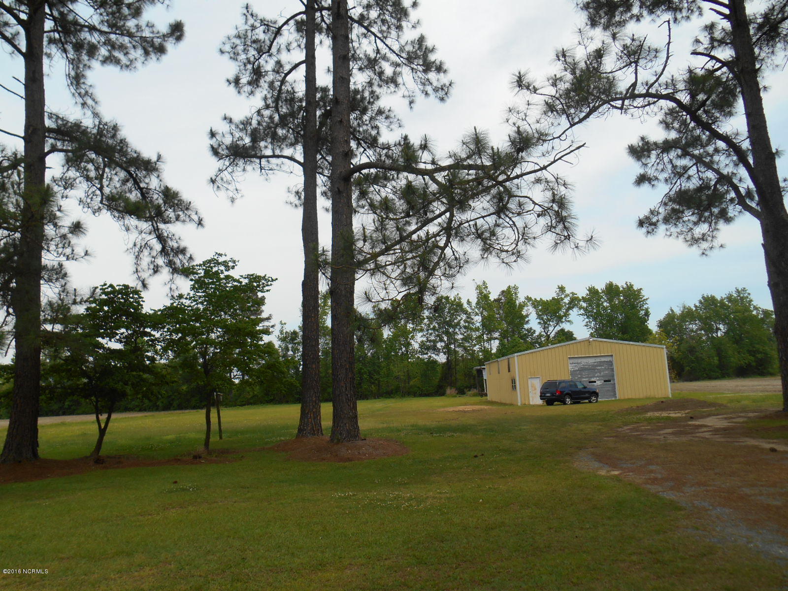 1058 Albrittons Road Kinston, NC 28504 - Photo 5 of 16 Albrittons Rd 005
