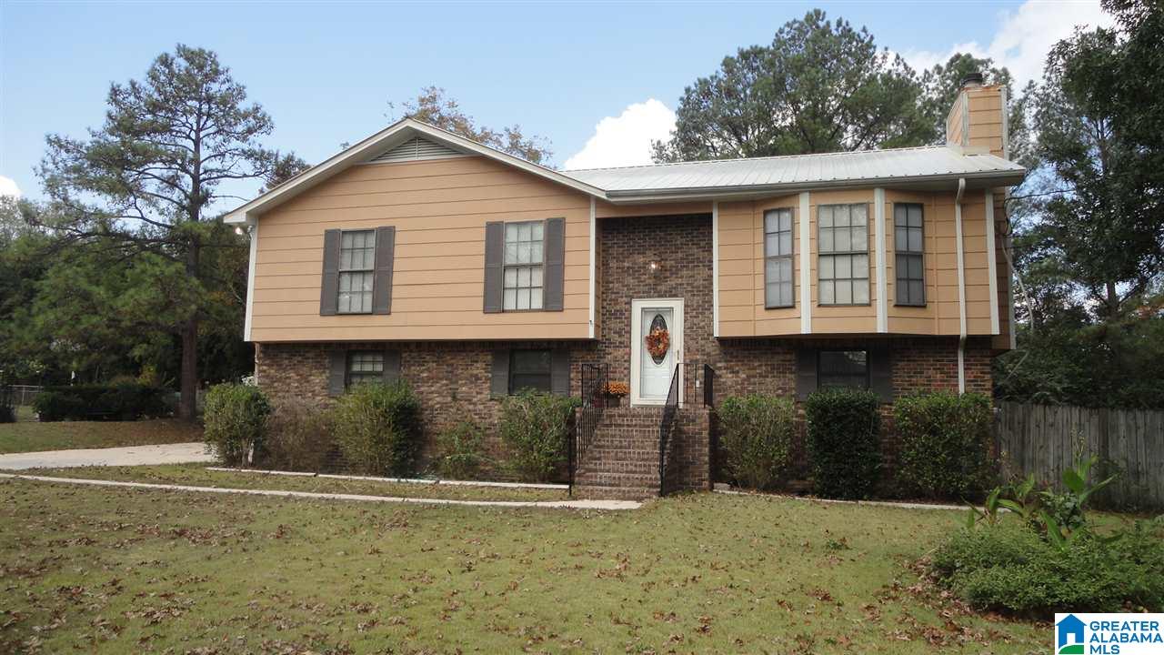 618 Valleyview Drive Pelham, AL 35124 - Photo 1 of 17
