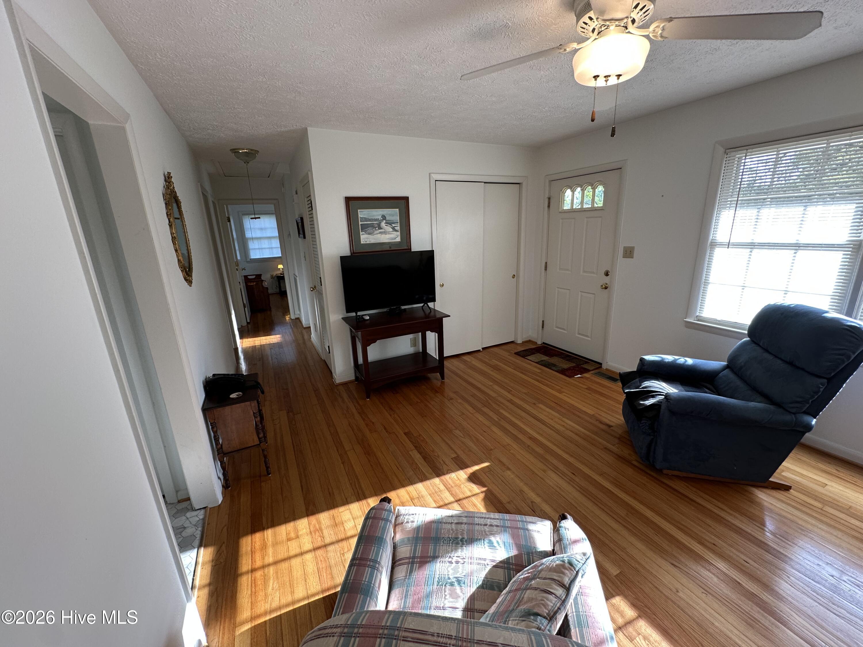 406 Johns Road Laurinburg, NC 28352 - Photo 2 of 11 IMG_1988