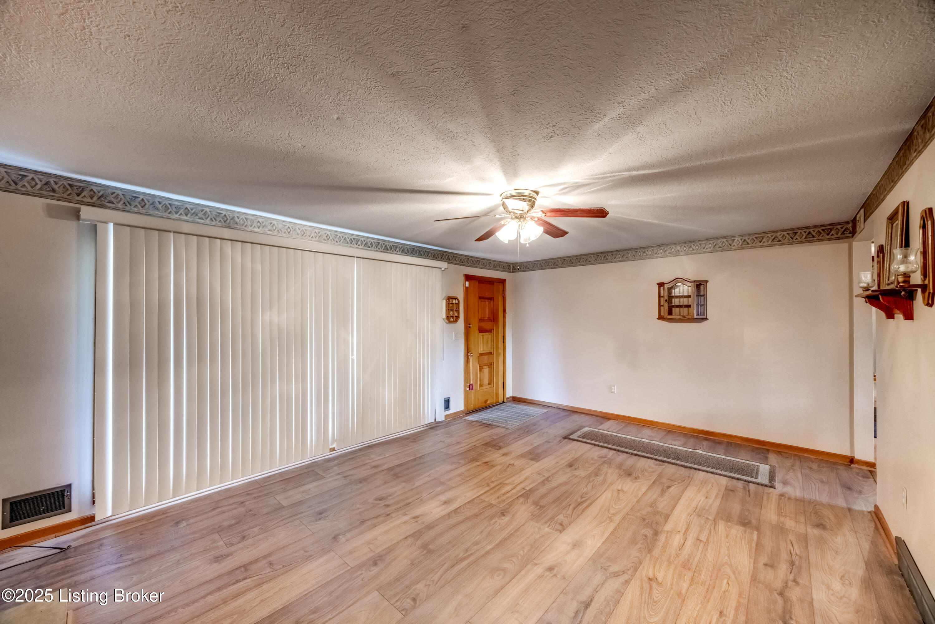 8209 Terry Road Louisville, KY 40258 - Photo 6 of 64 Family Room With Gas Fireplace