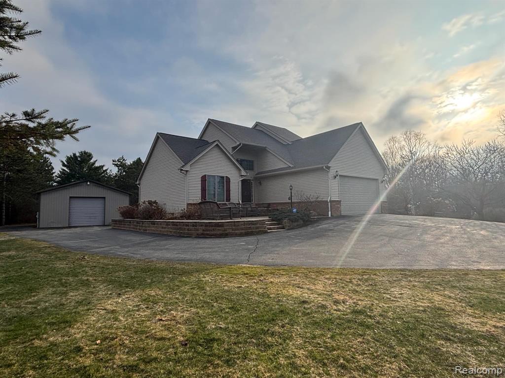 7211 Hewitt Road Jeddo, MI 48032 - Photo 1 of 49