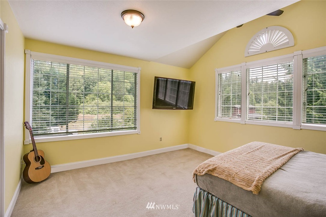 29224 Thomas Road Southeast Kent, WA 98042 - Photo 15 of 25
