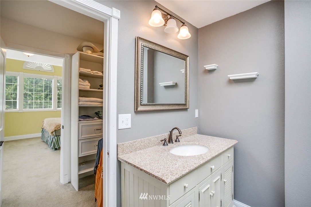29224 Thomas Road Southeast Kent, WA 98042 - Photo 17 of 25
