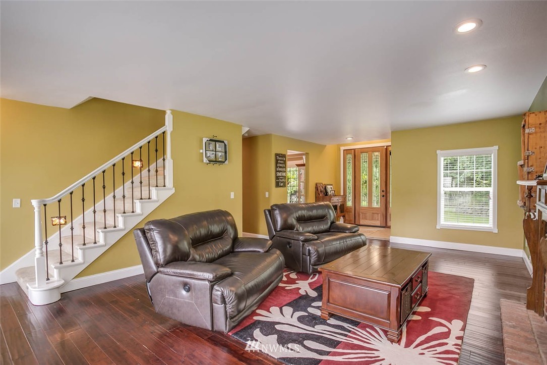 29224 Thomas Road Southeast Kent, WA 98042 - Photo 9 of 25