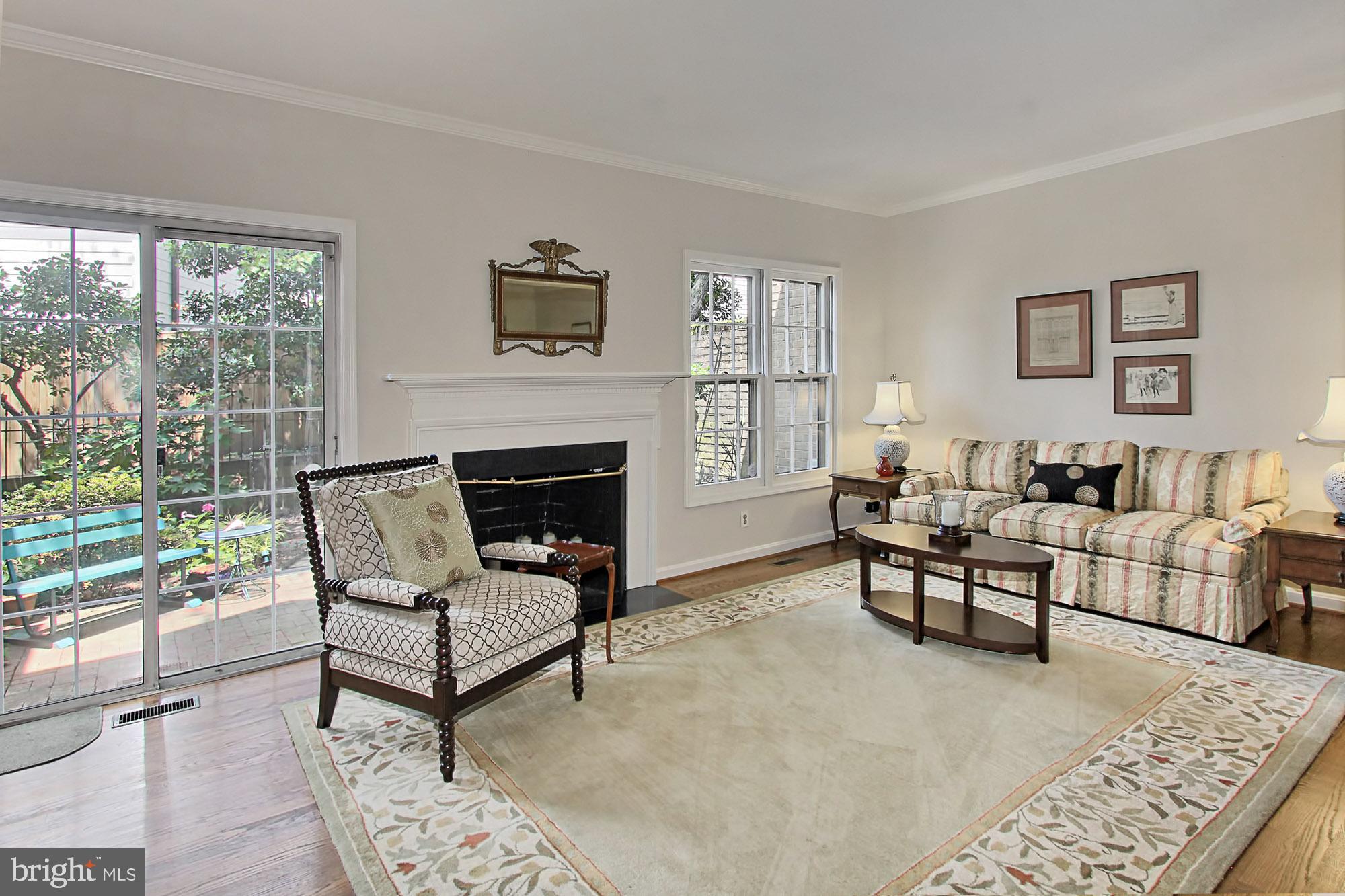 4631 4th Road North Arlington, VA 22203 - Photo 14 of 36 Living Room with Sliding Door to Patio
