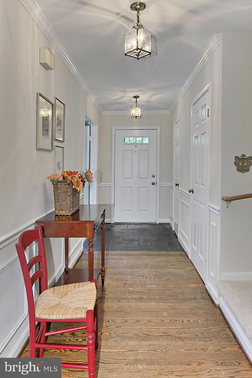 4631 4th Road North Arlington, VA 22203 - Photo 3 of 36 Gallery Image 3