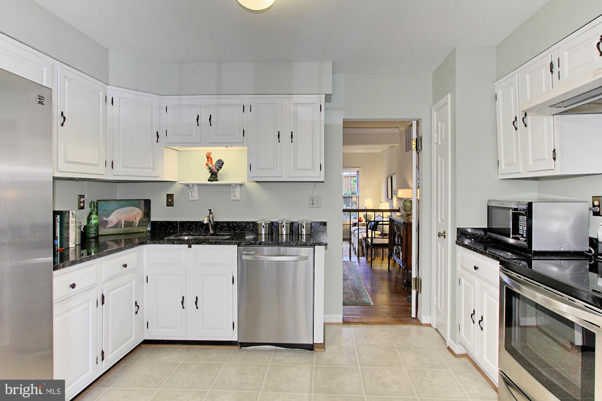 4631 4th Road North Arlington, VA 22203 - Photo 9 of 36 Dual Entry from Foyer and Dining Room