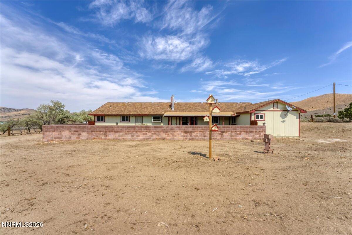 1220 Mineral Flat Road Reno, NV 89506 - Photo 25 of 50 a view of a terrace