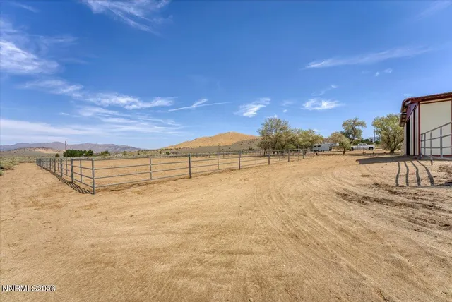 a view of a yard with a yard