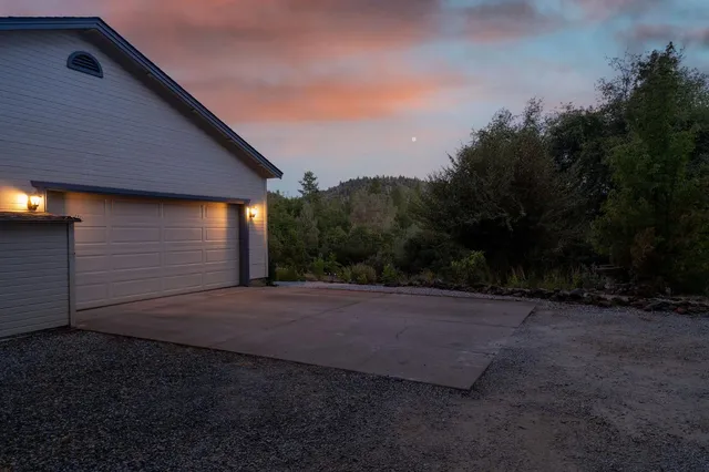 $725,000 | 17050 Rams Horn Grade Road, Volcano, CA 95689