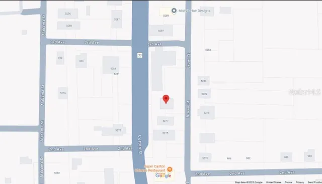 a picture of a bathroom with a picture of a picture