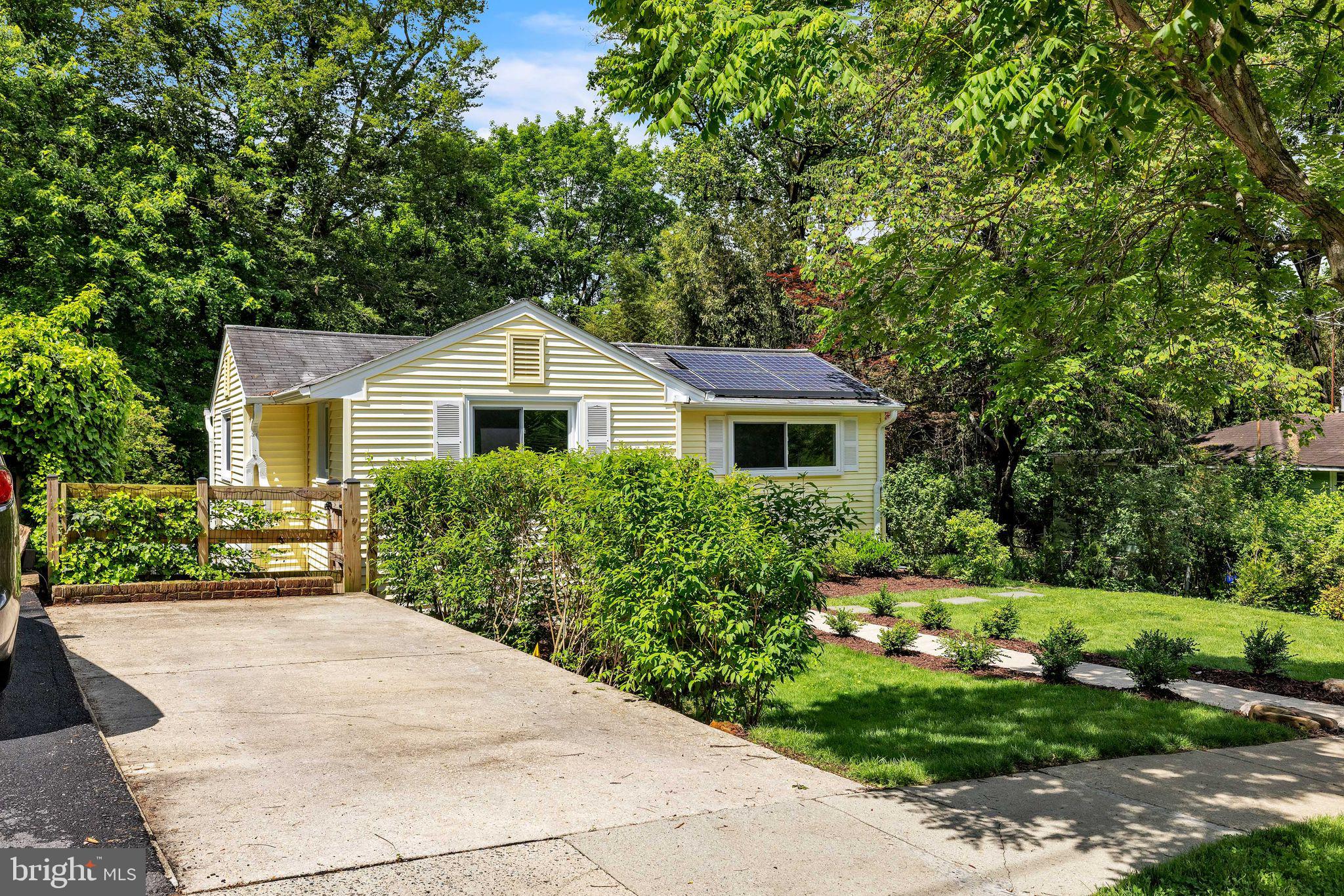4112 Decatur Avenue Kensington, MD 20895 - Photo 39 of 40 Front view