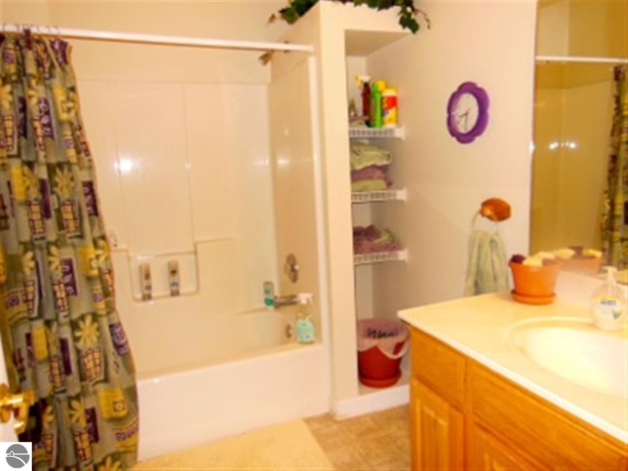 1400 West Wing Road Mount Pleasant, MI 48858 - Photo 40 of 65 1782479-40.JPG