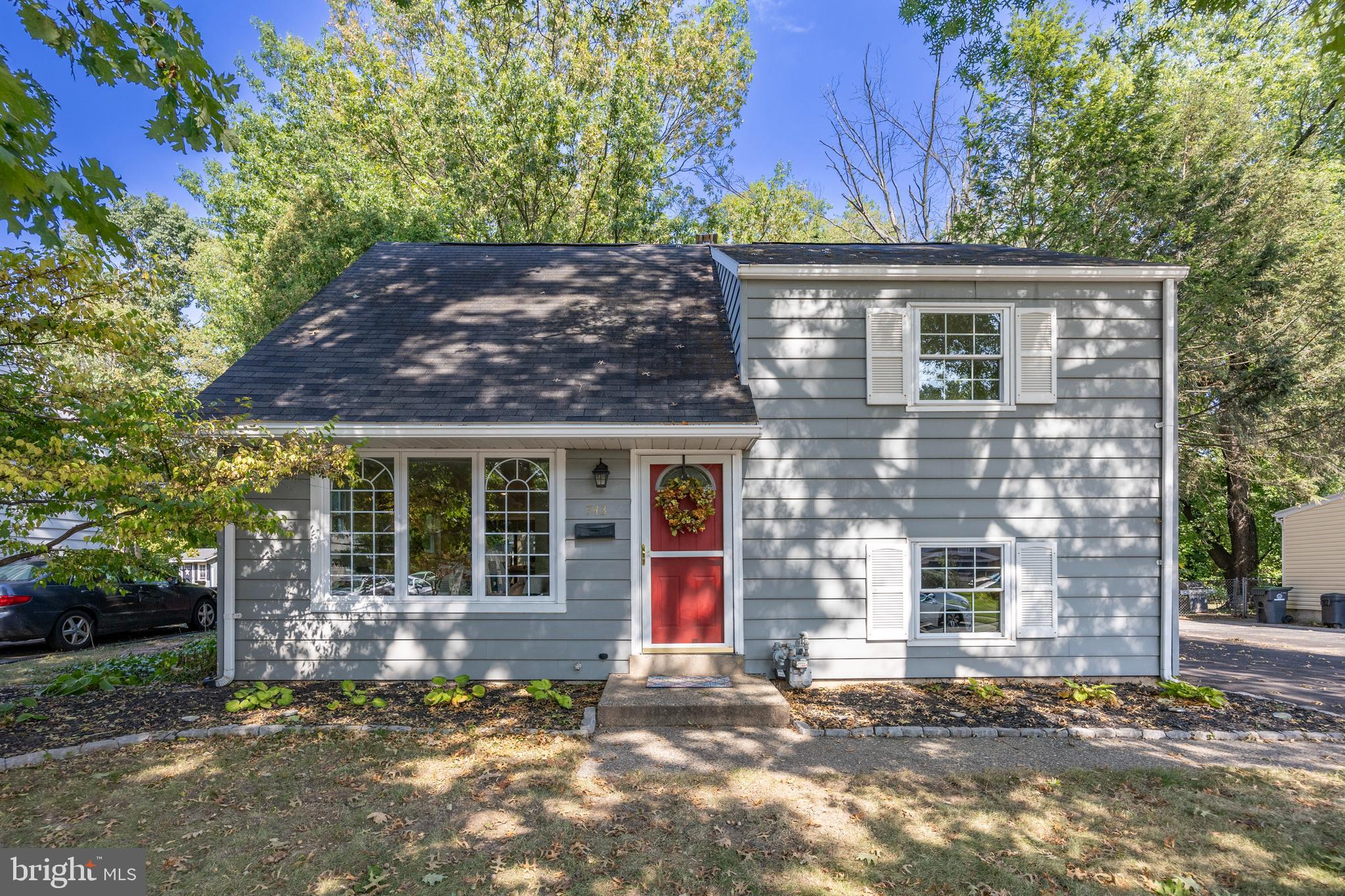 743 Valley Road Phoenixville, PA 19460 - Photo 1 of 40 Gallery Image 1