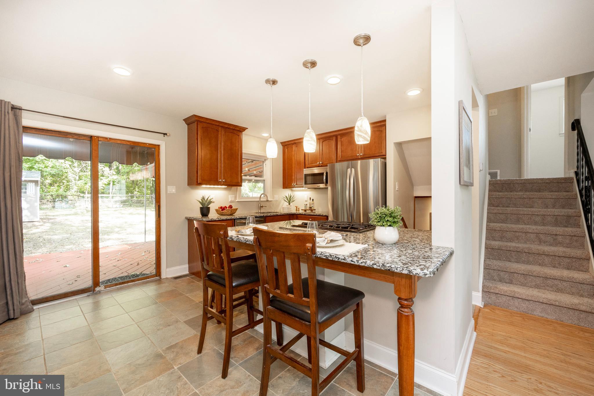 743 Valley Road Phoenixville, PA 19460 - Photo 12 of 40 Eat-in Kitchen
