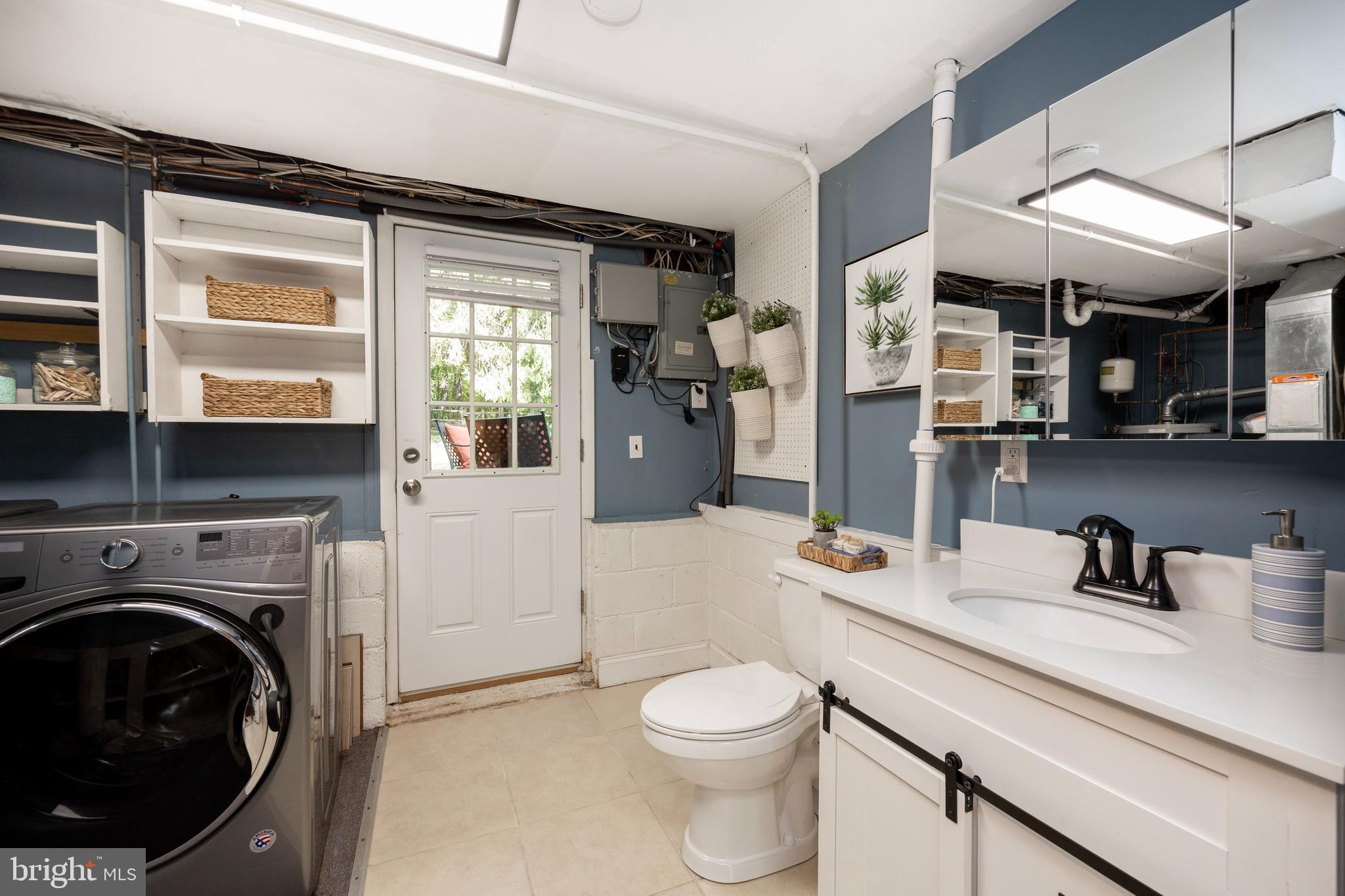 743 Valley Road Phoenixville, PA 19460 - Photo 18 of 40 Half bath